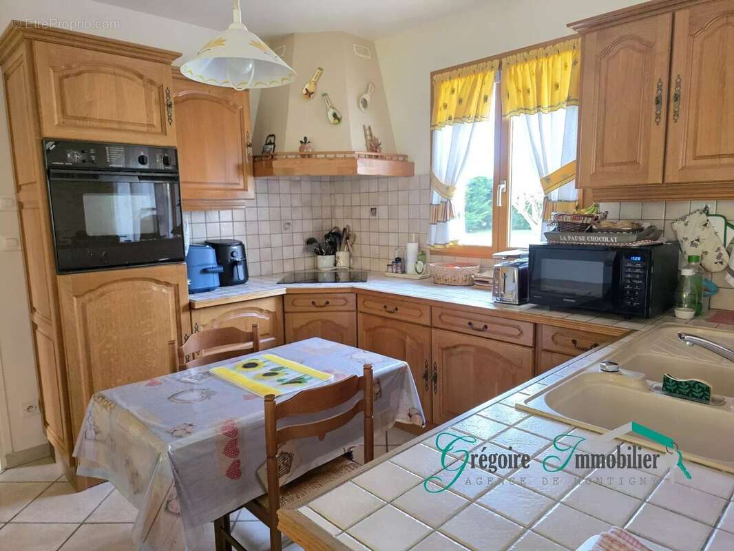 Maison à LA GENEVRAYE