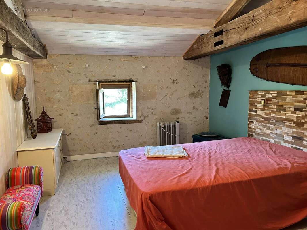 Maison à MIRAMBEAU