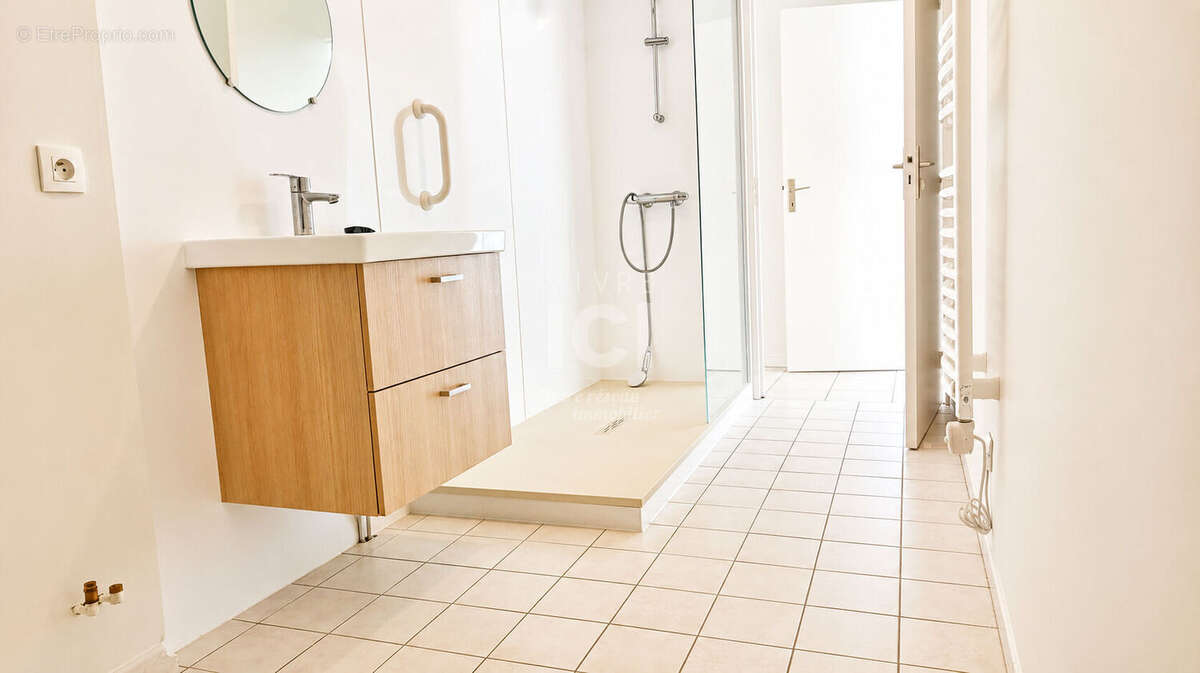 Appartement à SAINT-SEBASTIEN-SUR-LOIRE
