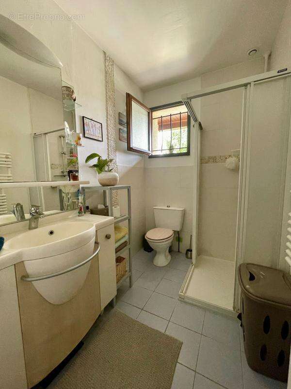 Maison à BURES-SUR-YVETTE