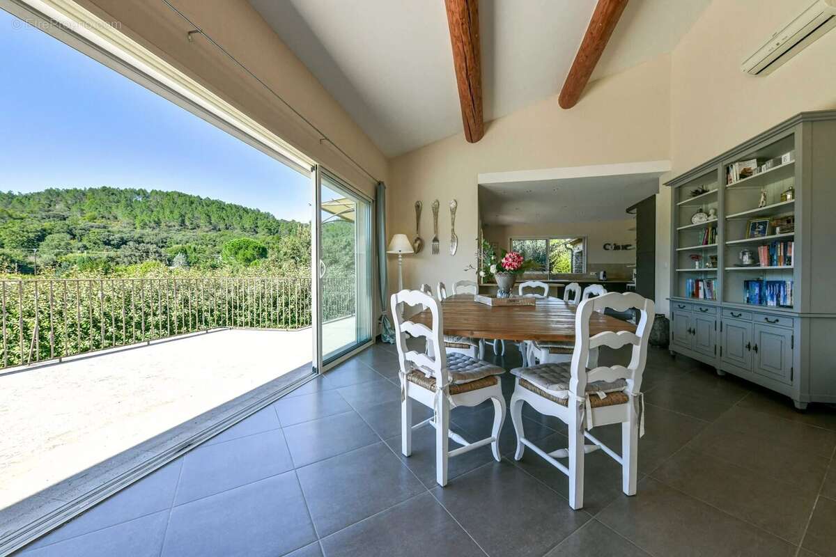Maison à UZES