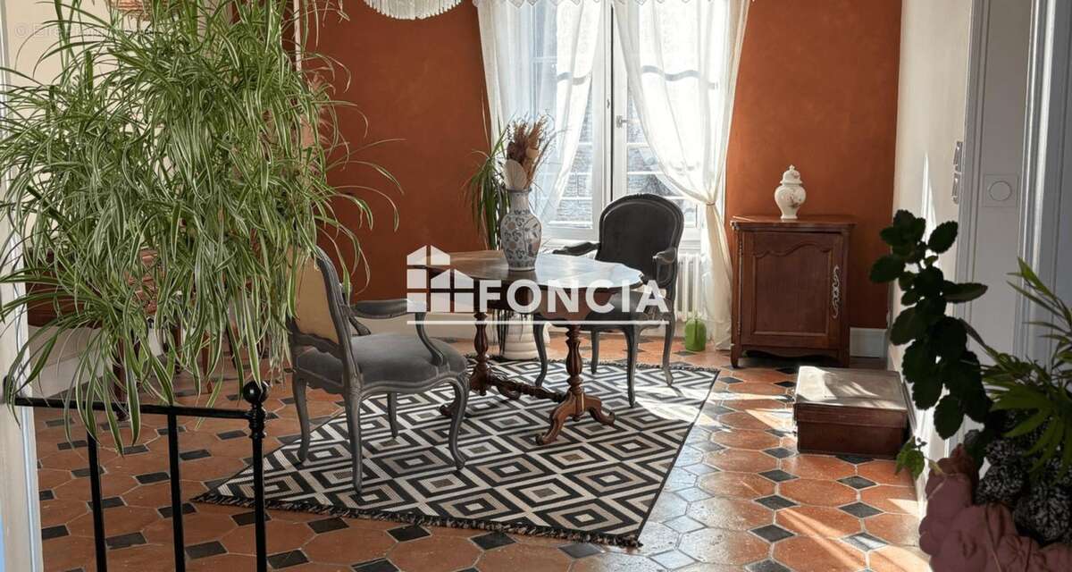 Maison de charme ,cœur de ville - photo 2