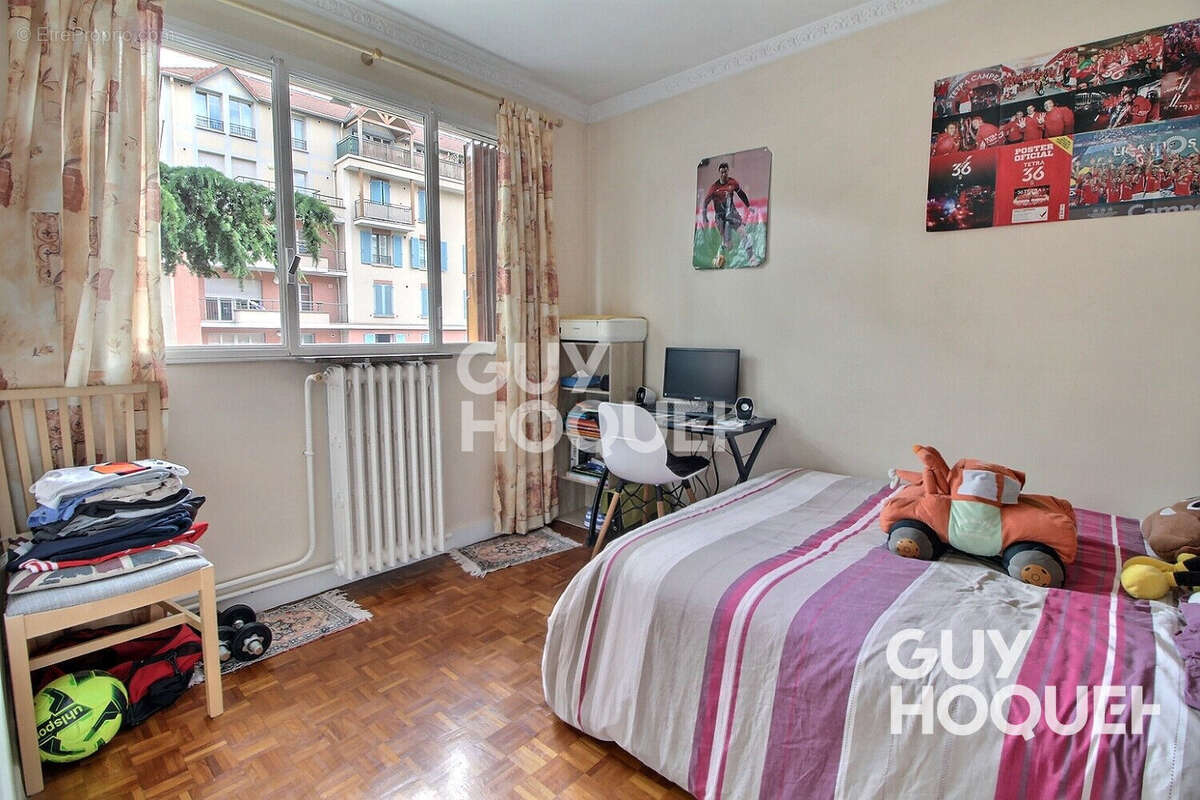 Appartement à CHAVILLE