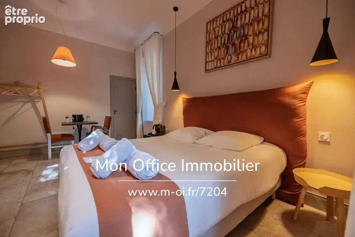 Référence : 7204-VCL - Bâtisse 17ème avec deux bastides, 5 appartements - Parc sur 1 hectare - 13 100 AIX EN PROVENCE - photo 26
