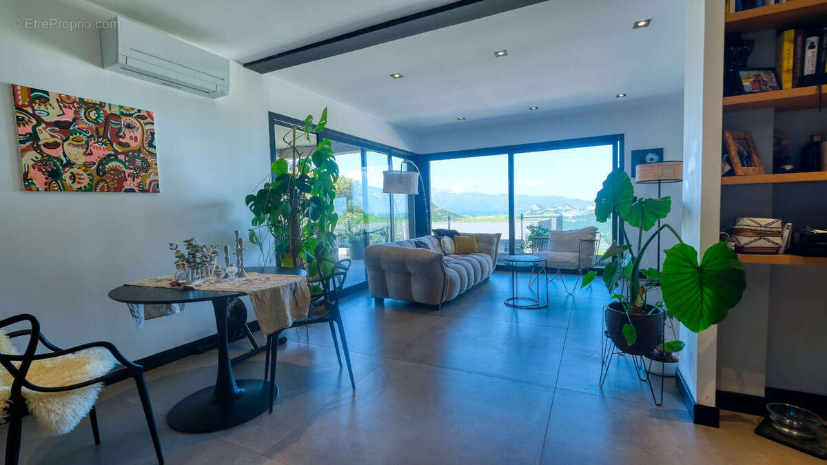 Appartement à BARBAGGIO