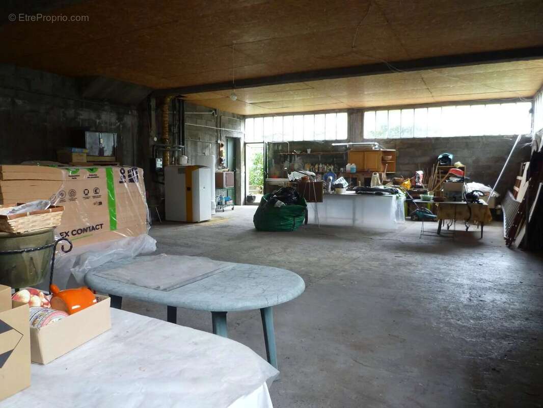 Maison à PUGET-THENIERS