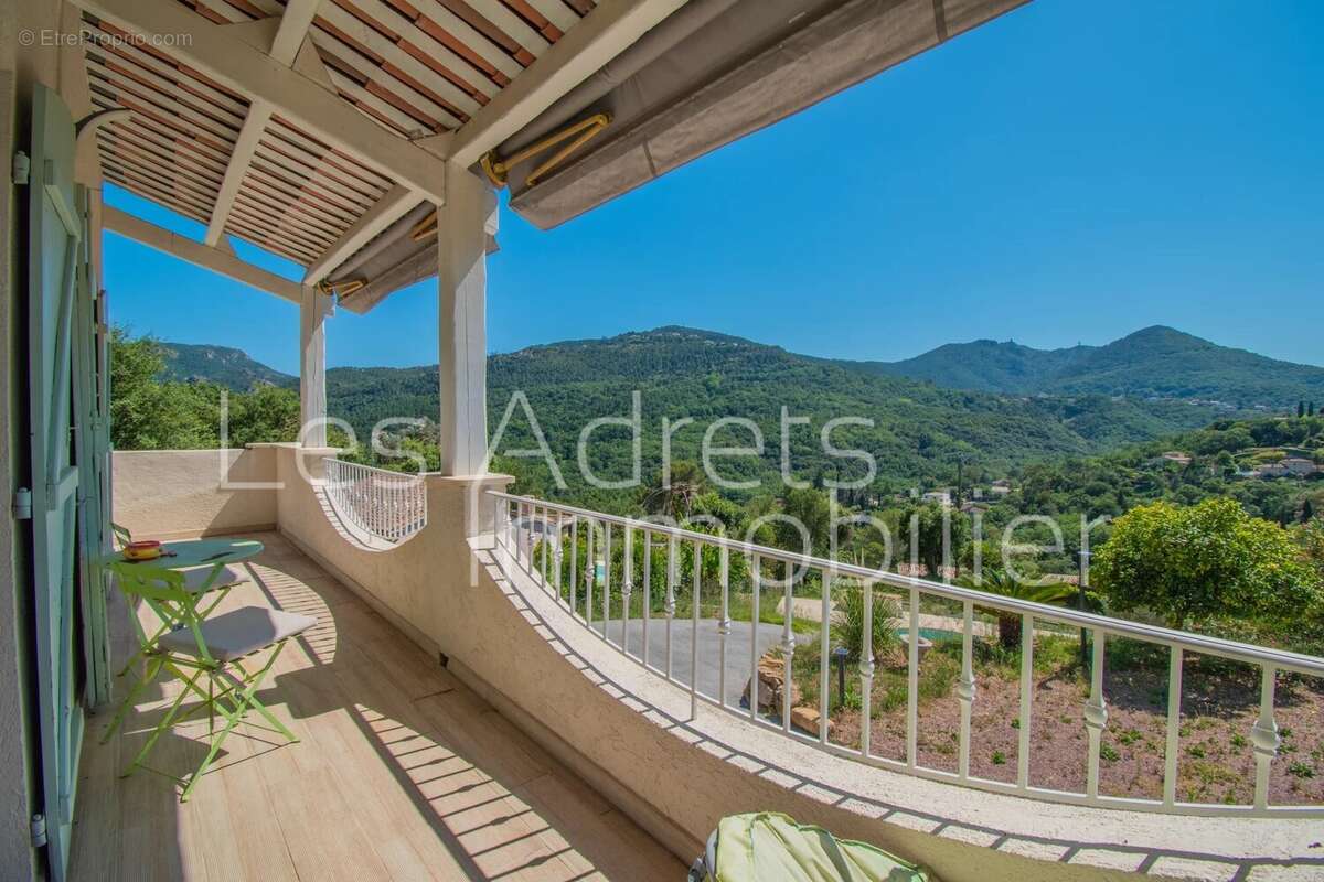 Maison à LES ADRETS-DE-L'ESTEREL