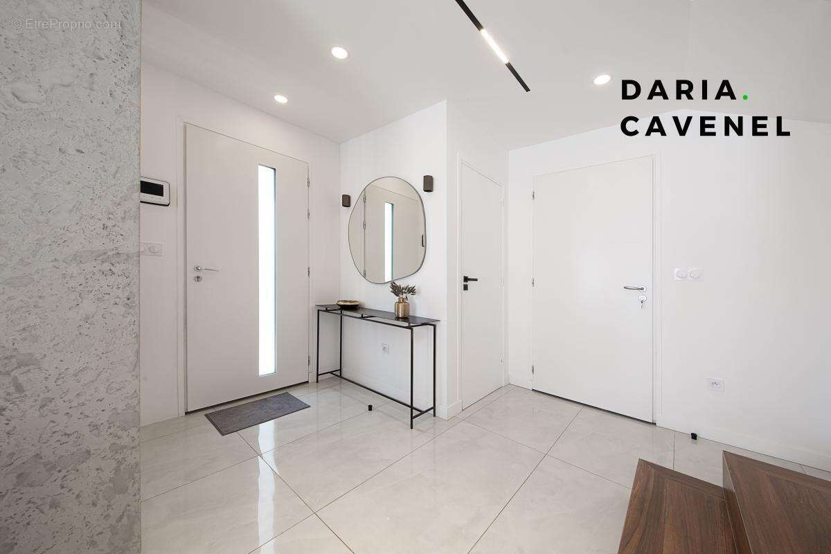 Maison à L&#039;HAY-LES-ROSES