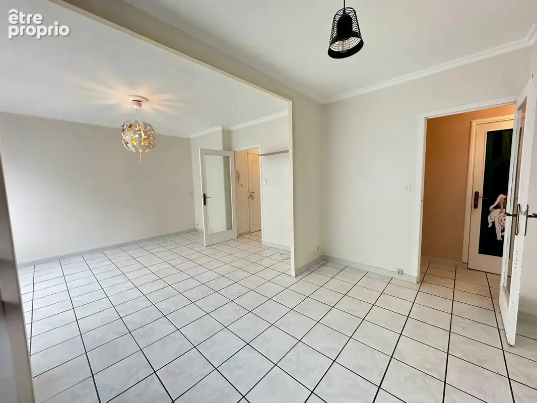 Appartement T3   68 m2   Clermont-Ferrand - photo 3