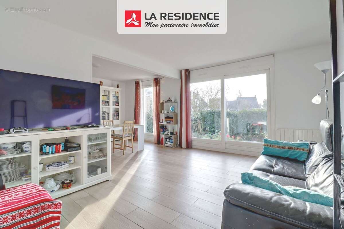 Maison à VERNEUIL-SUR-SEINE