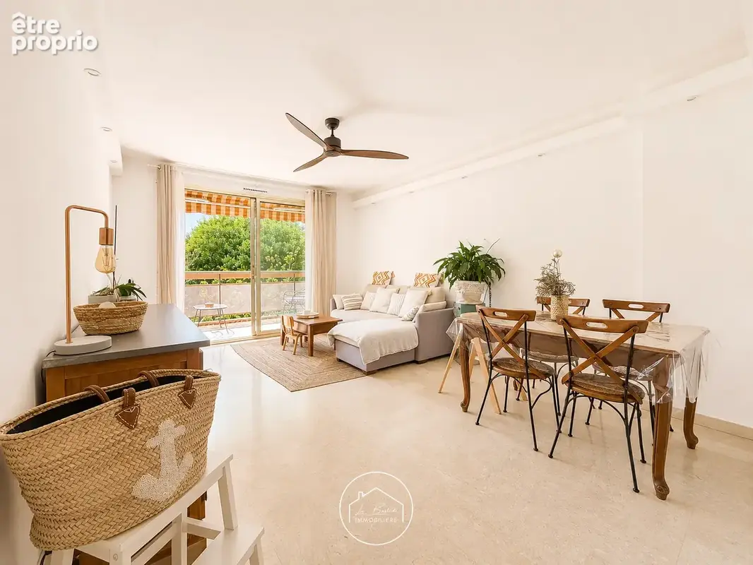 Appartement à MARSEILLE-9E