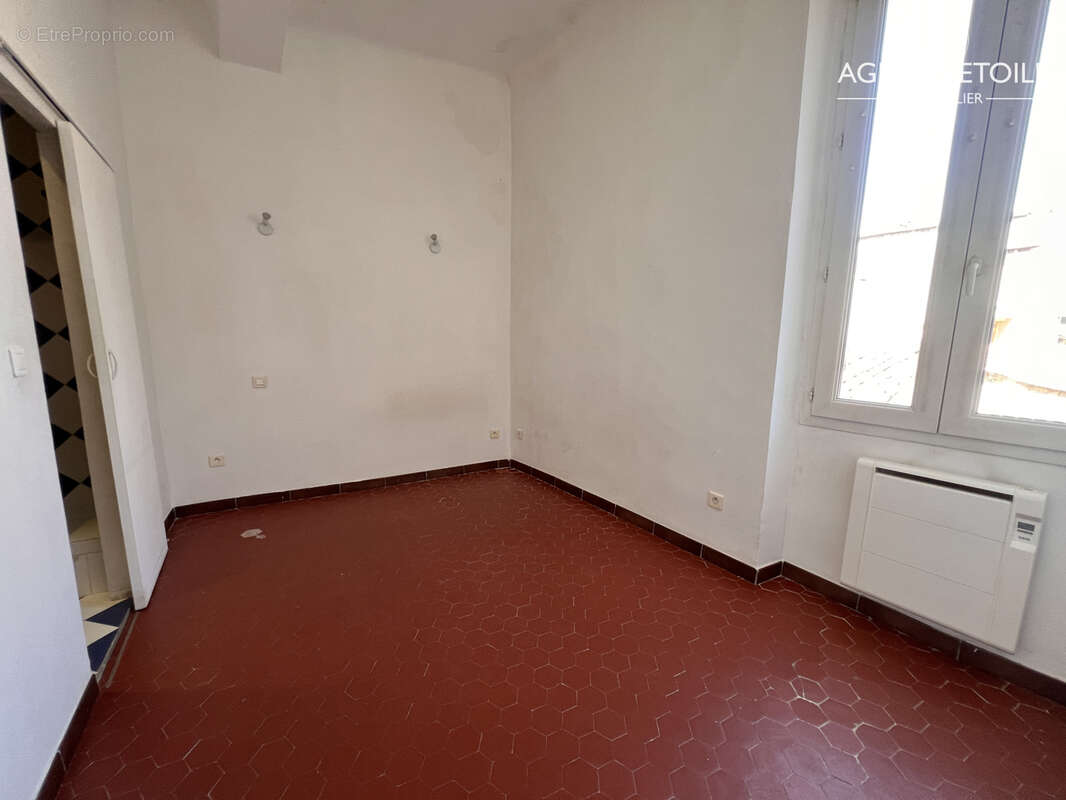 Appartement à MARSEILLE-7E