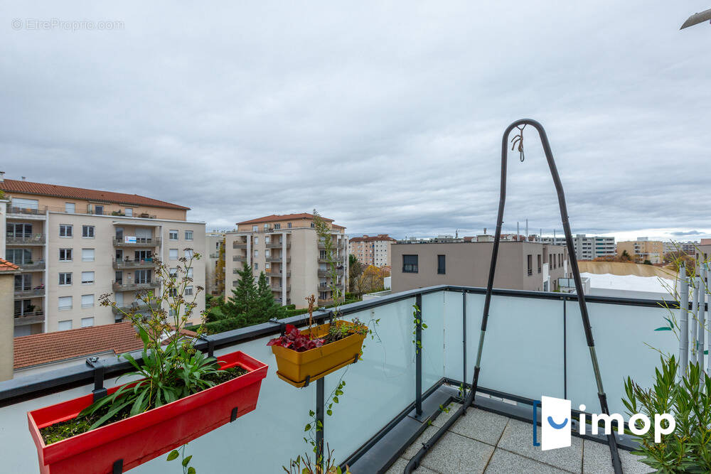 Appartement à VILLEURBANNE