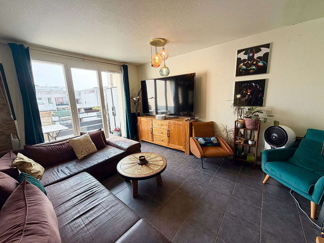 Appartement Cergy 3 pièce(s) 67.58 m2 - photo 3