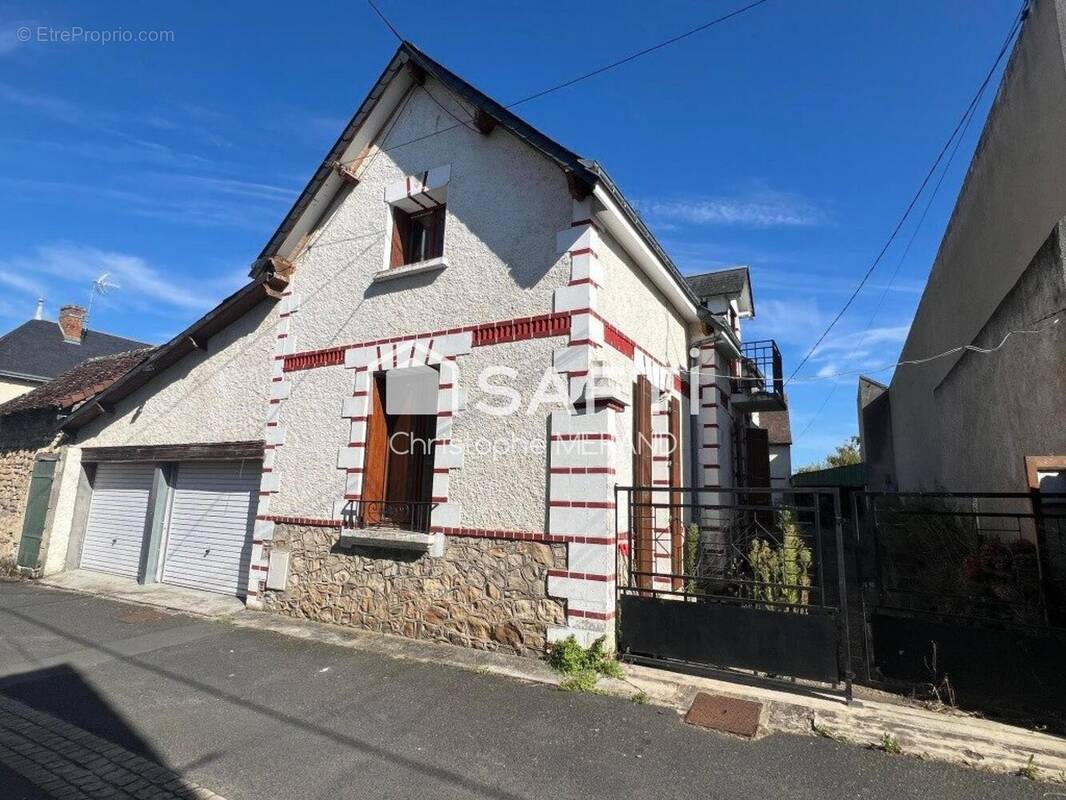 Photo 1 - Maison à BUXEUIL