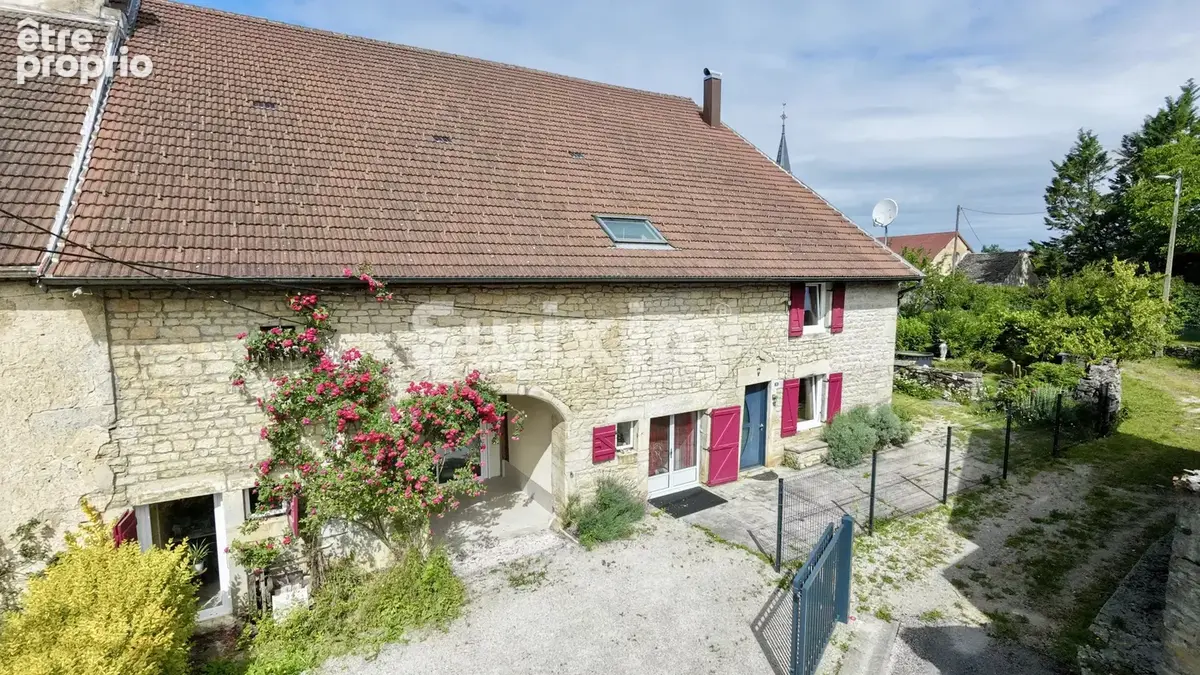 Photo Maison à Picarreau au prix de 455 000€