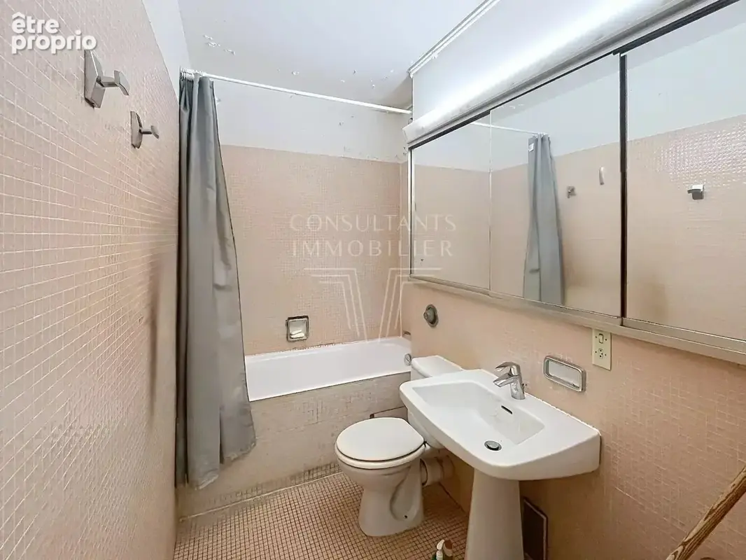 La motte picquet - studio avec balcon - photo 5