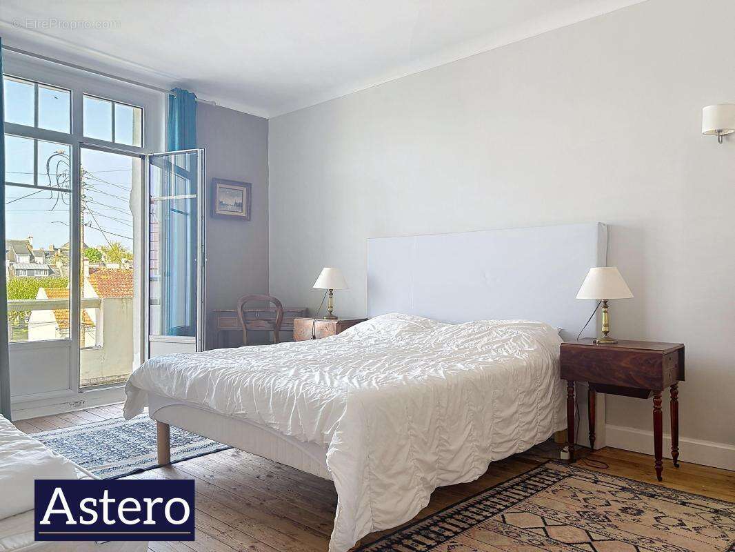 Maison à PORT-LOUIS