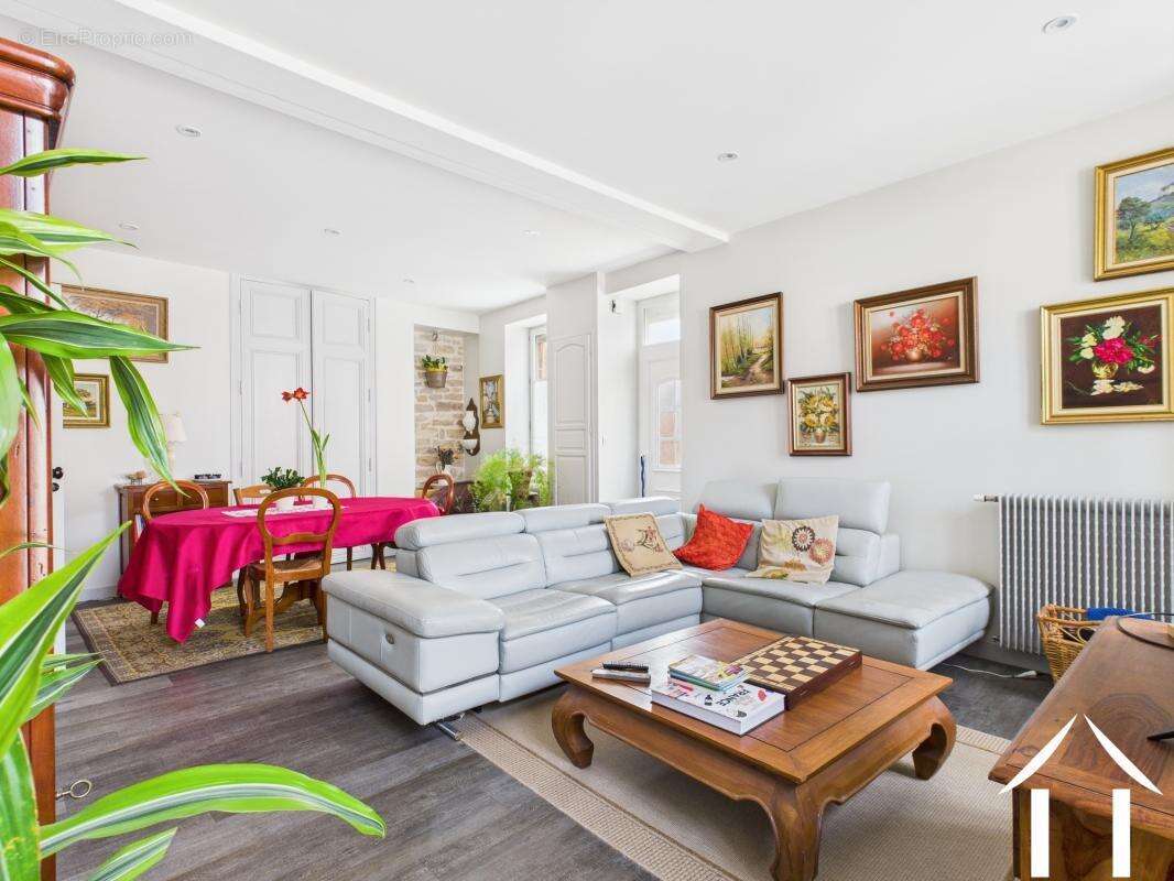 Maison à MOREY-SAINT-DENIS