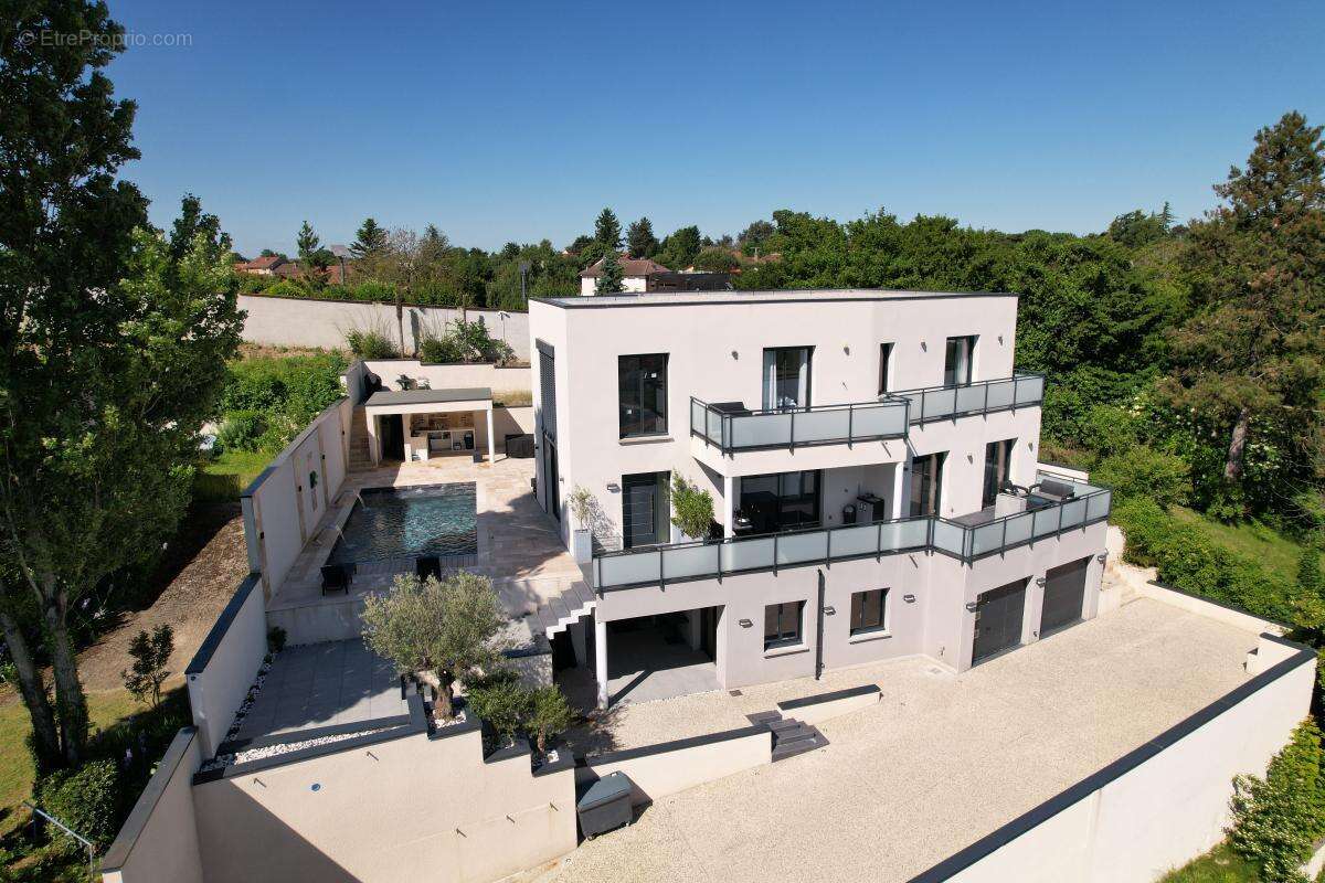 Villa d'exception - 2 suites parentales - 5 chambres - Hamman - Piscine - Garage double Vue panoramique - photo 28