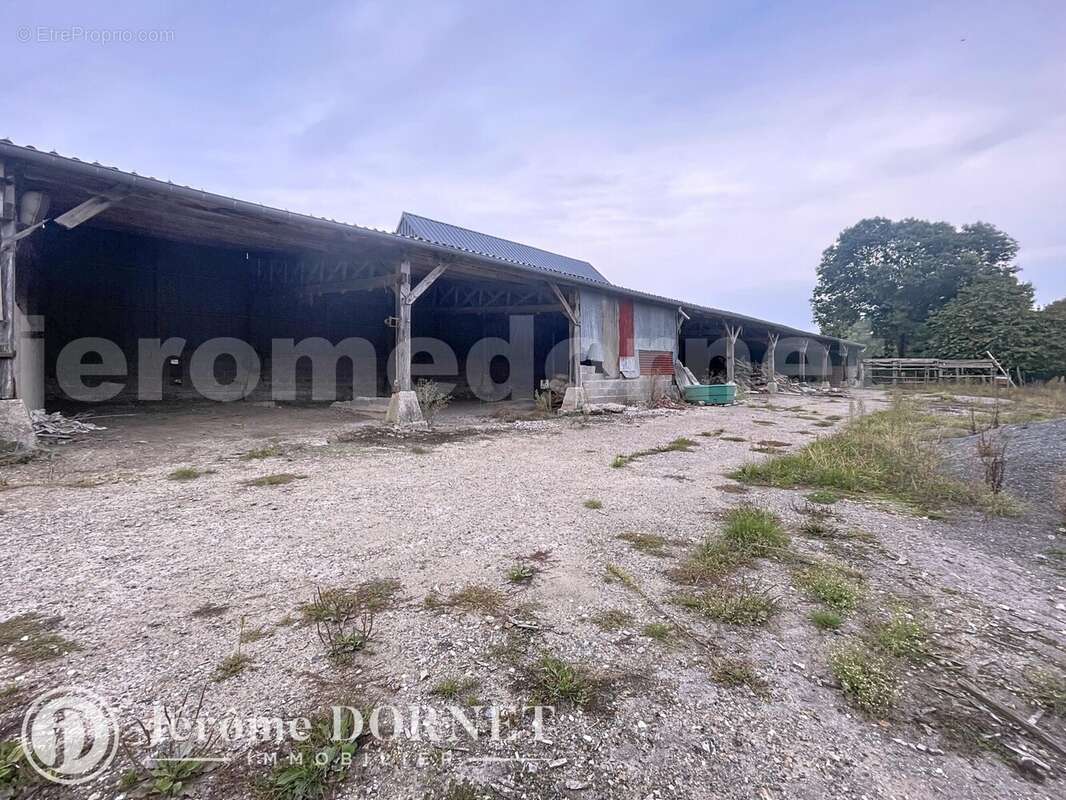 2642 (17) - Maison à GRANDVILLIERS