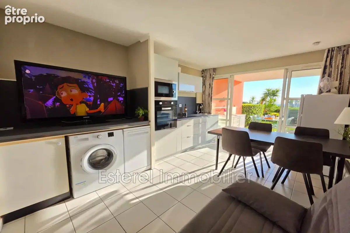 Appartement 1 pièce 23 m² à vendre à Saint-Raphael (83700) - photo 6
