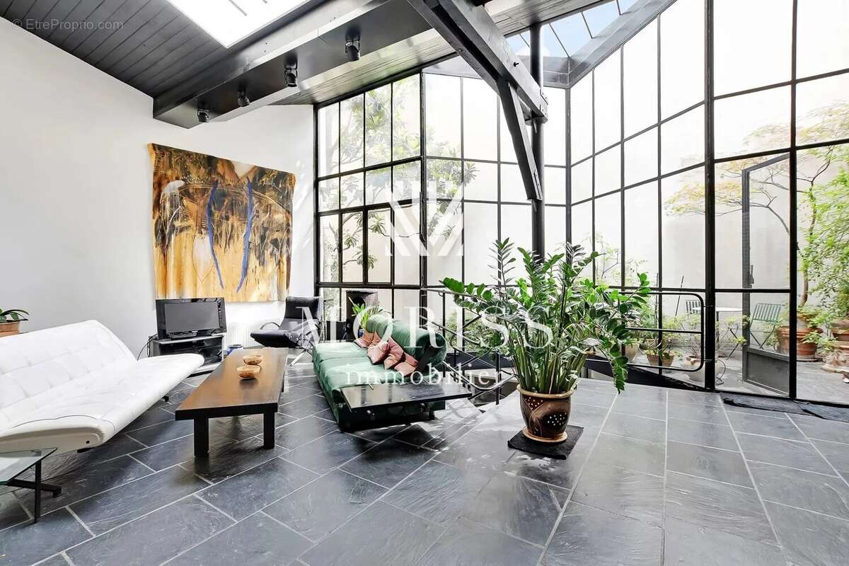 Appartement à PARIS-11E