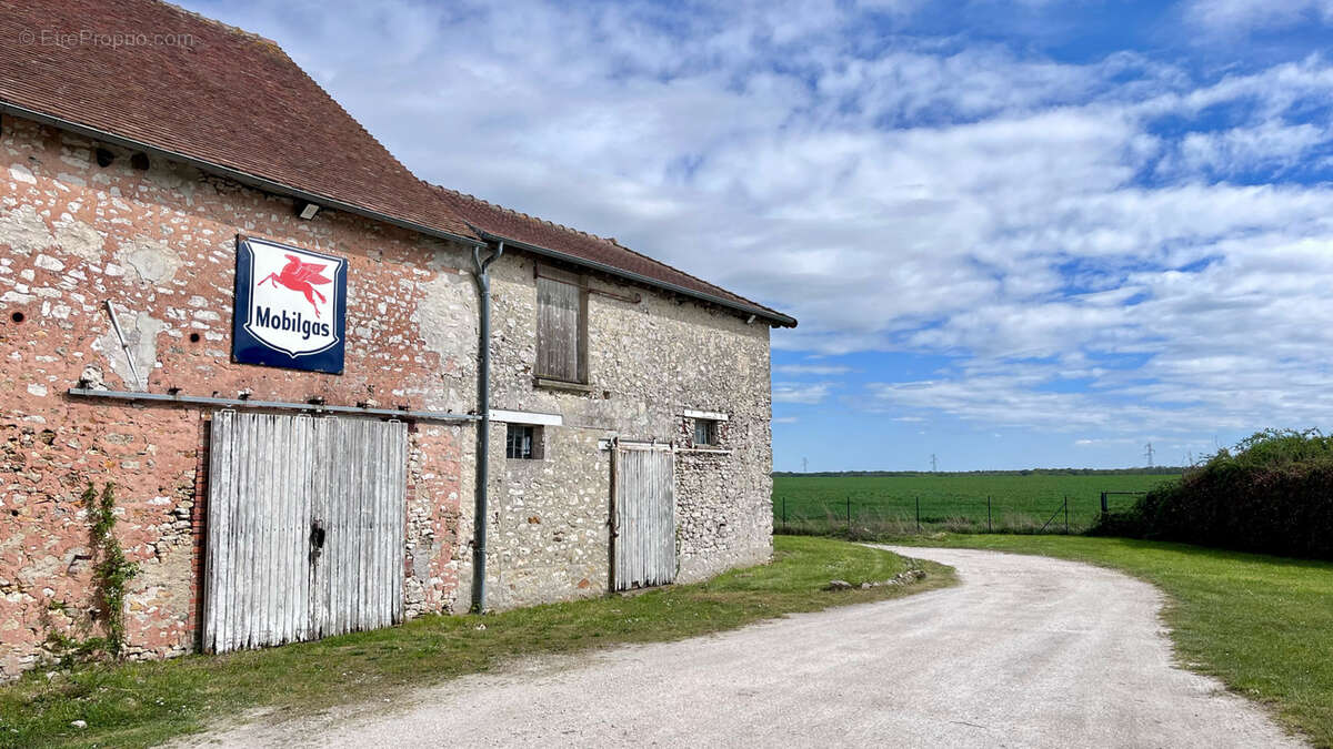 Maison à BANNOST-VILLEGAGNON