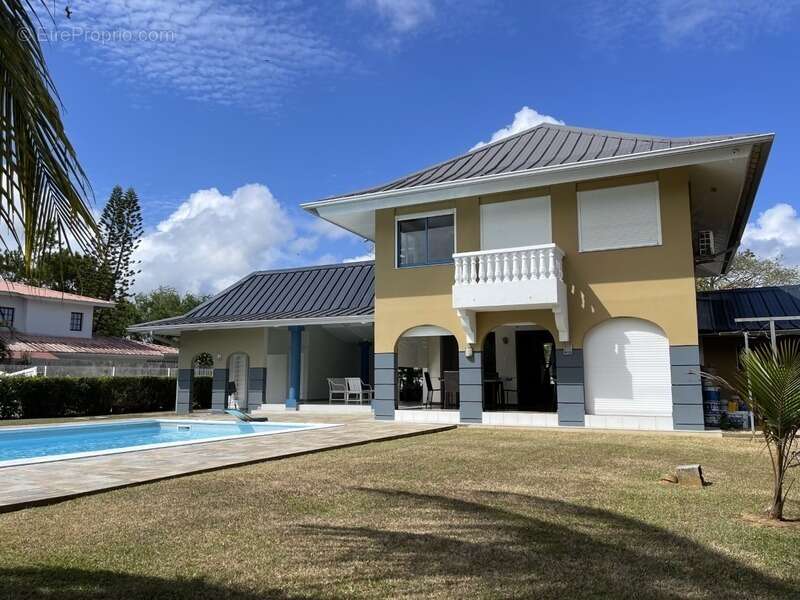 Maison à KOUROU