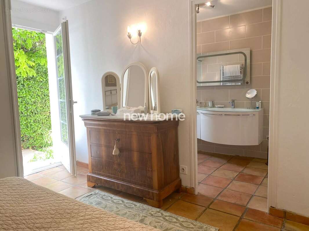Maison à LORGUES