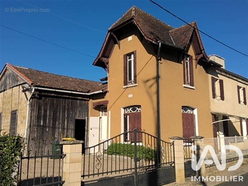 Photo 1 - Maison à SAINT-PHILIPPE-DU-SEIGNAL