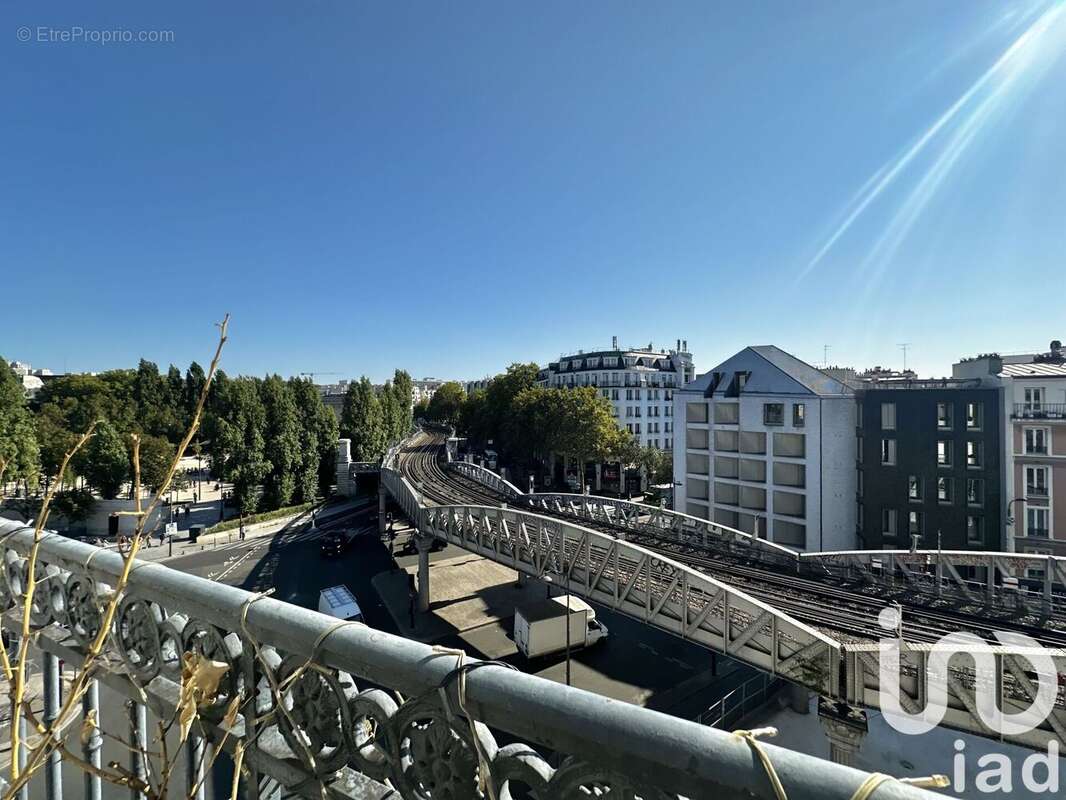 Photo 2 - Appartement à PARIS-19E