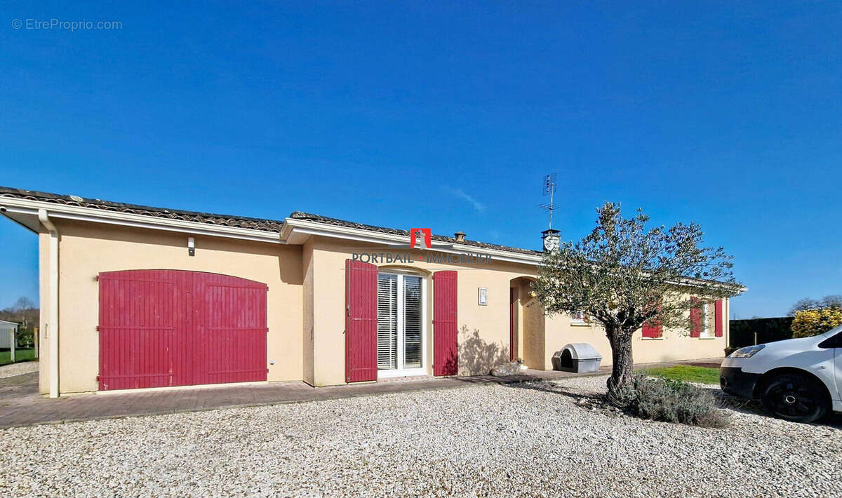 Maison à SAINT-GENES-DE-FRONSAC