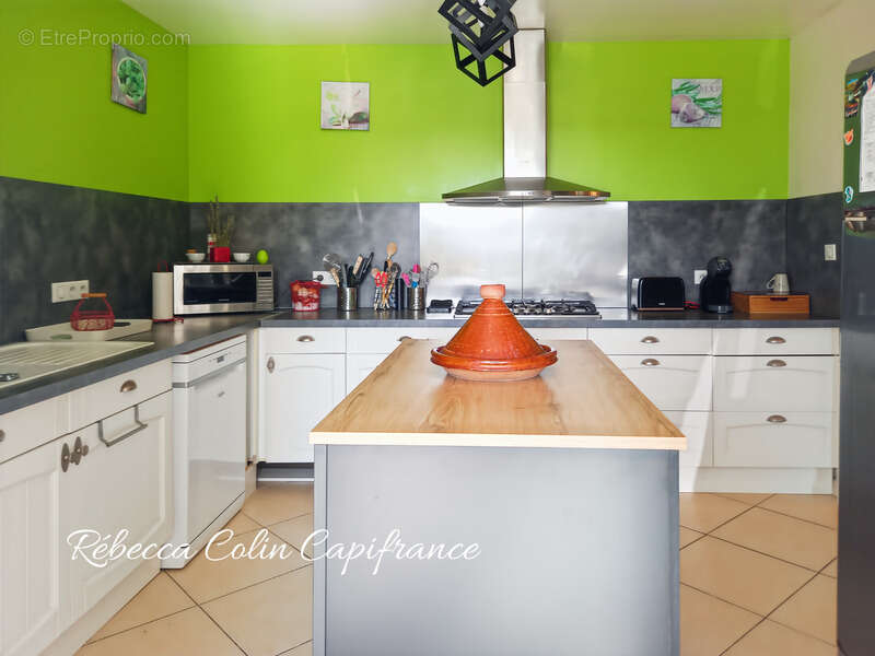 Maison à SAINT-CREPIN-D'AUBEROCHE