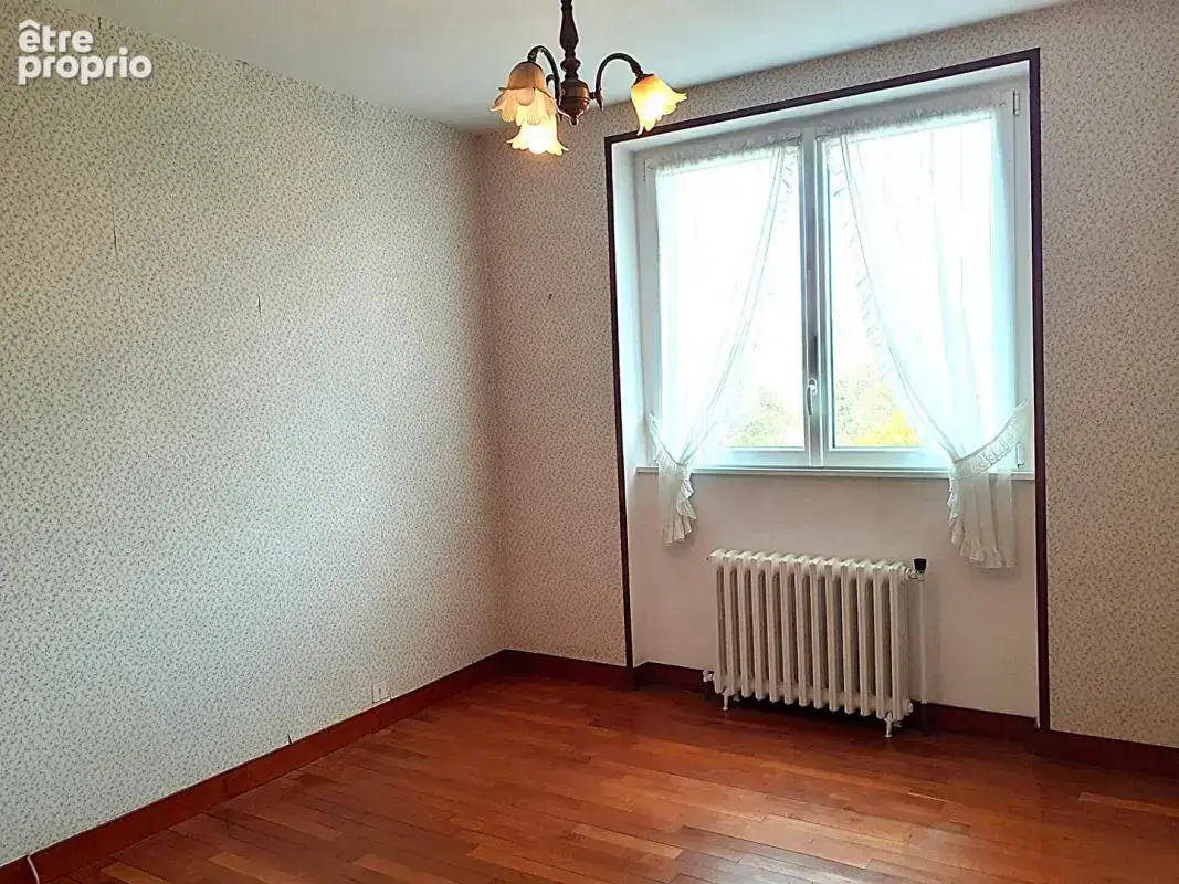 Maison  mitoyenne T8 de 161 m² avec grand jardin à Crozon (29 160 ) A NE PAS LAISSER PASSER ! - photo 9