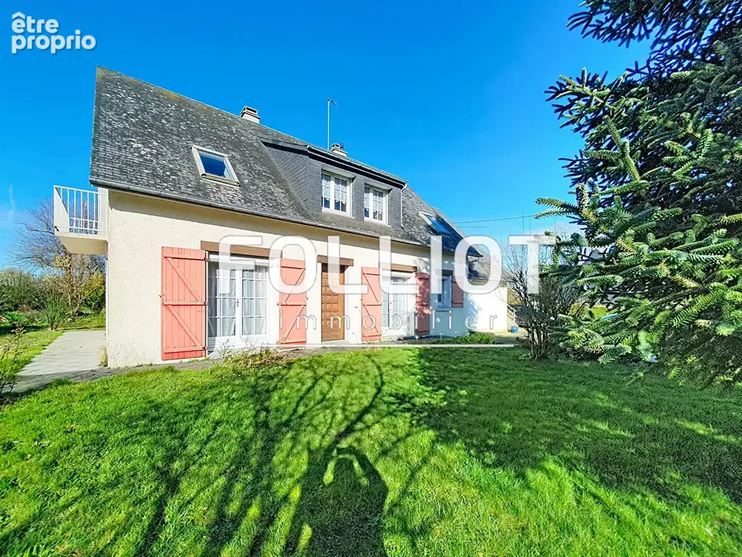 Maison à LA HAYE-DU-PUITS