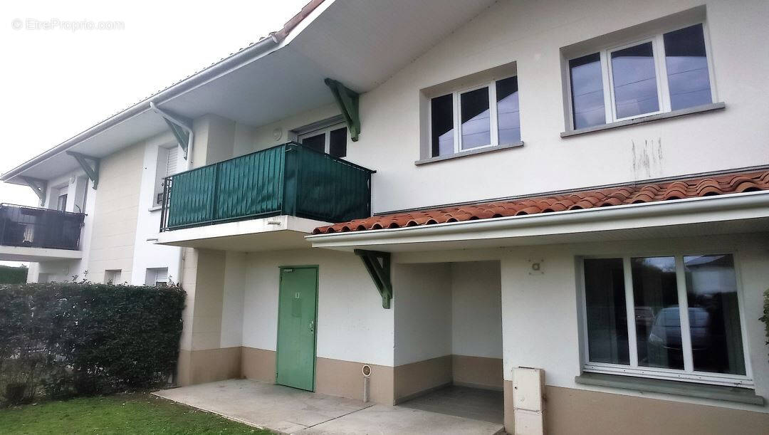 Appartement à AMBARES-ET-LAGRAVE