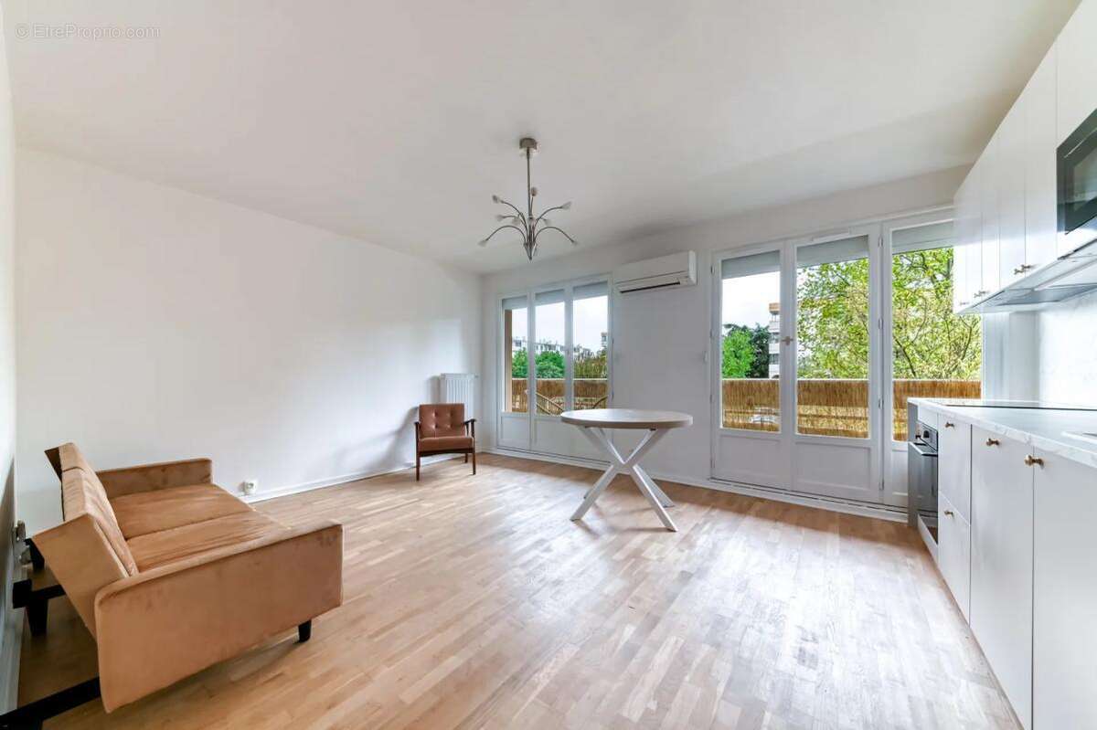 Appartement à VENISSIEUX