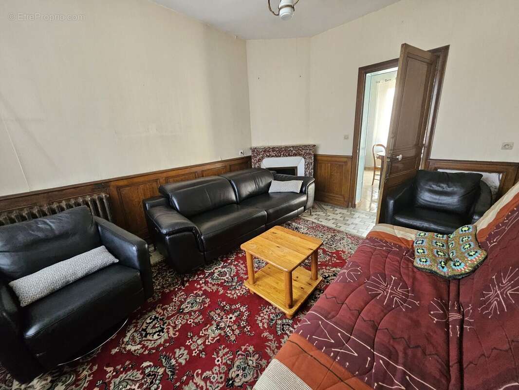 Maison à PONT-L&#039;EVEQUE