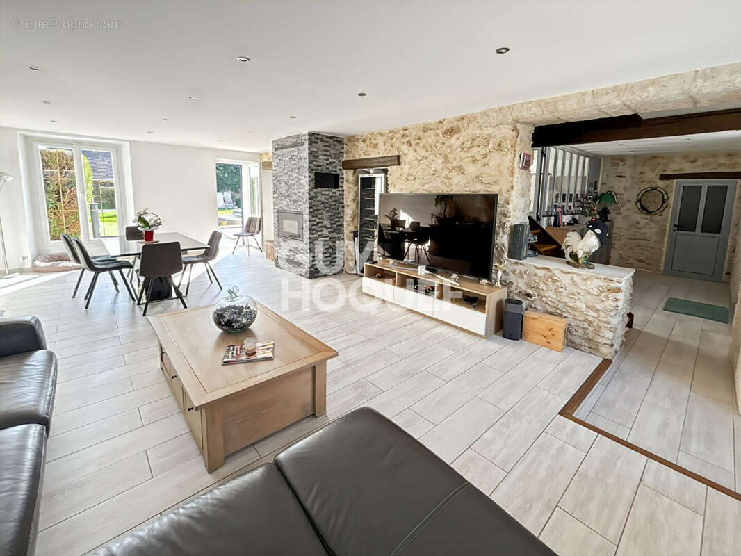 Maison à LA HOUSSAYE-EN-BRIE