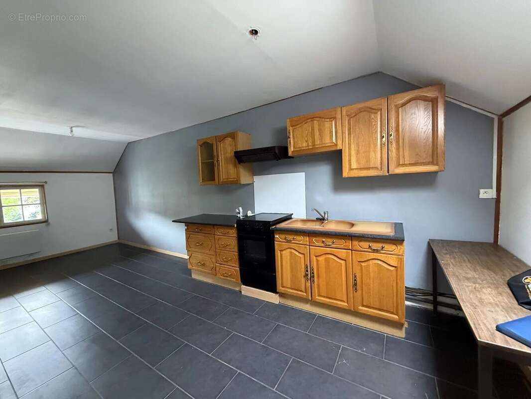 Appartement à IVRY-LA-BATAILLE