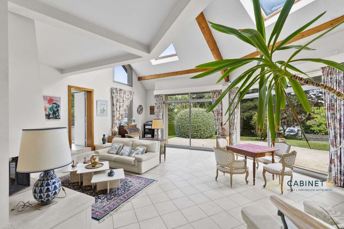 Maison à LOUVECIENNES