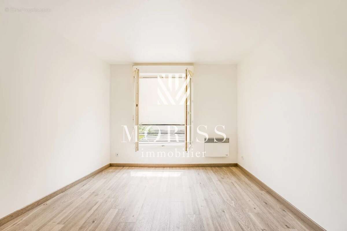 Appartement à PARIS-20E