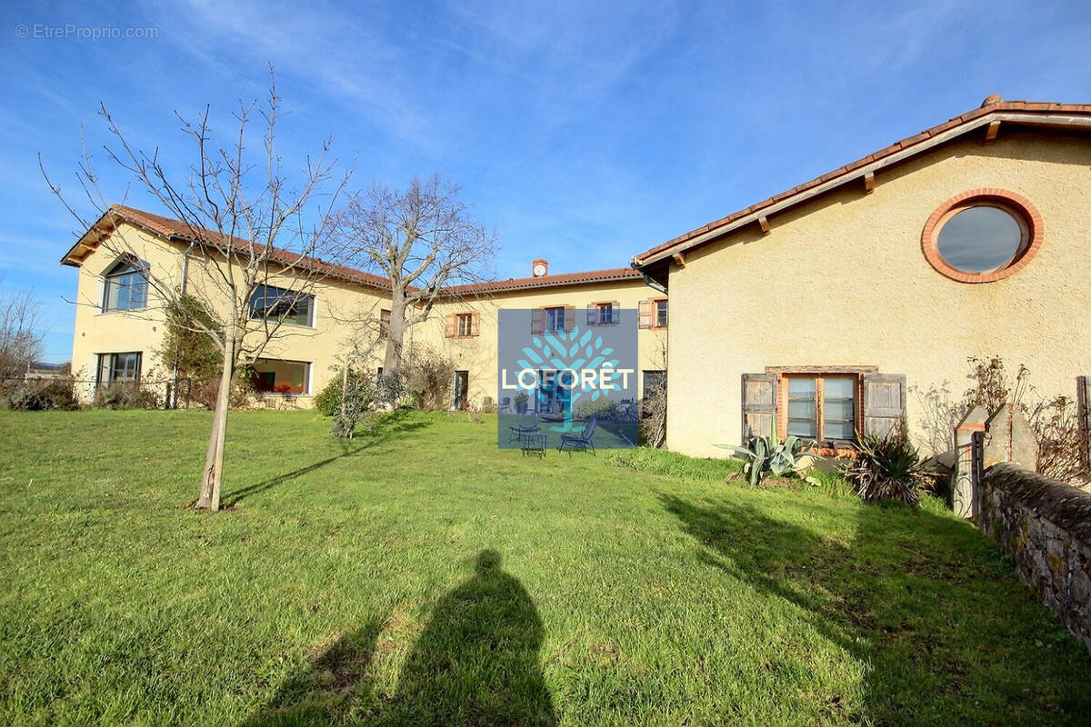 Maison à SAINT-GERMAIN-LAVAL