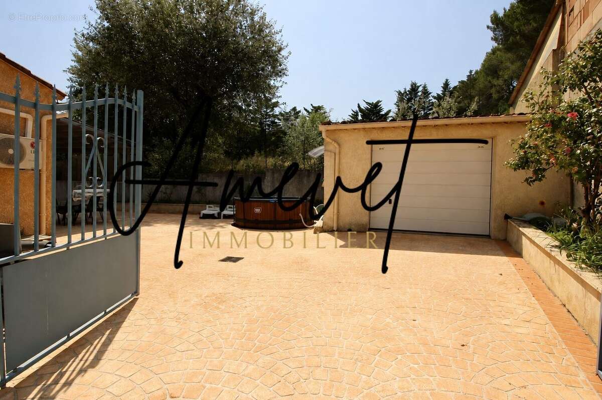 Maison 80 m² à Jonquerettes  - photo 9