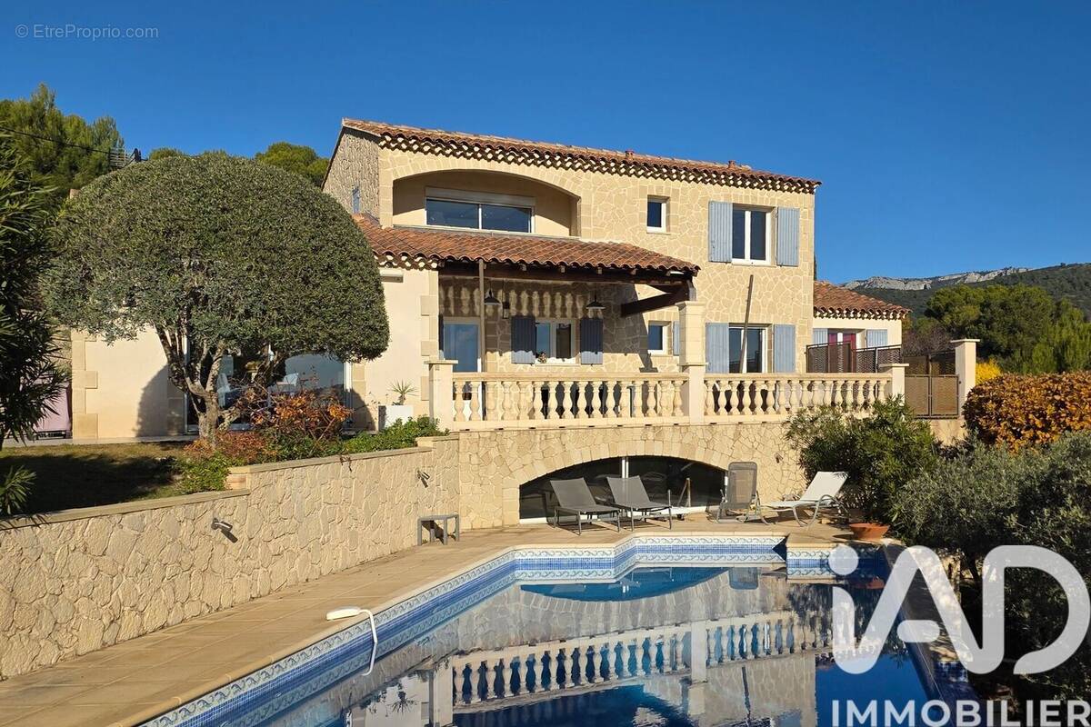 Photo 1 - Maison à PUGET