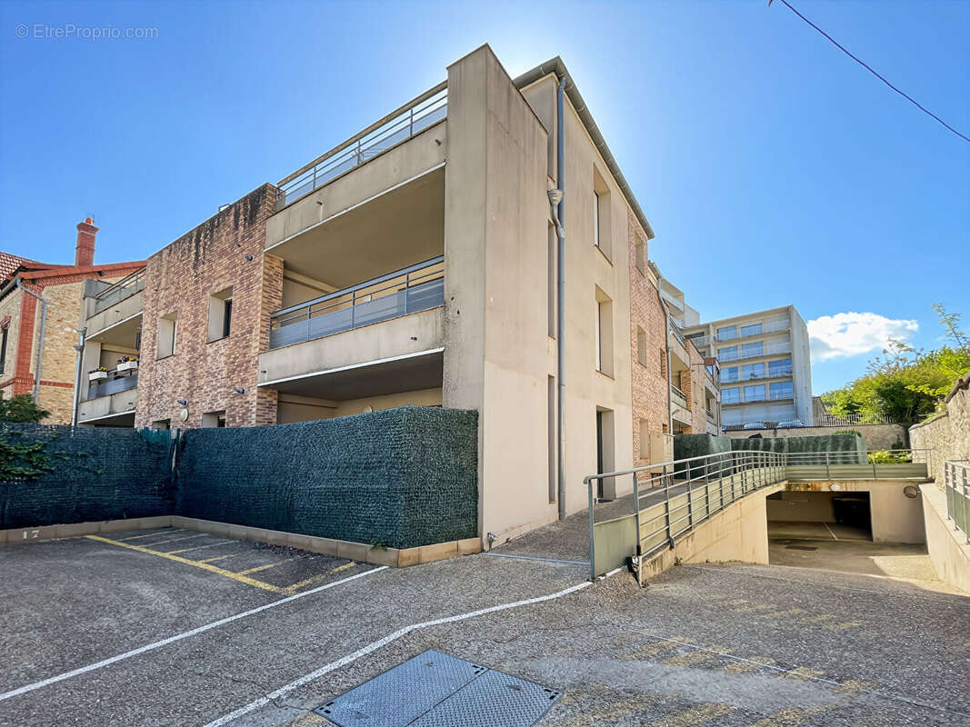Appartement à MELUN