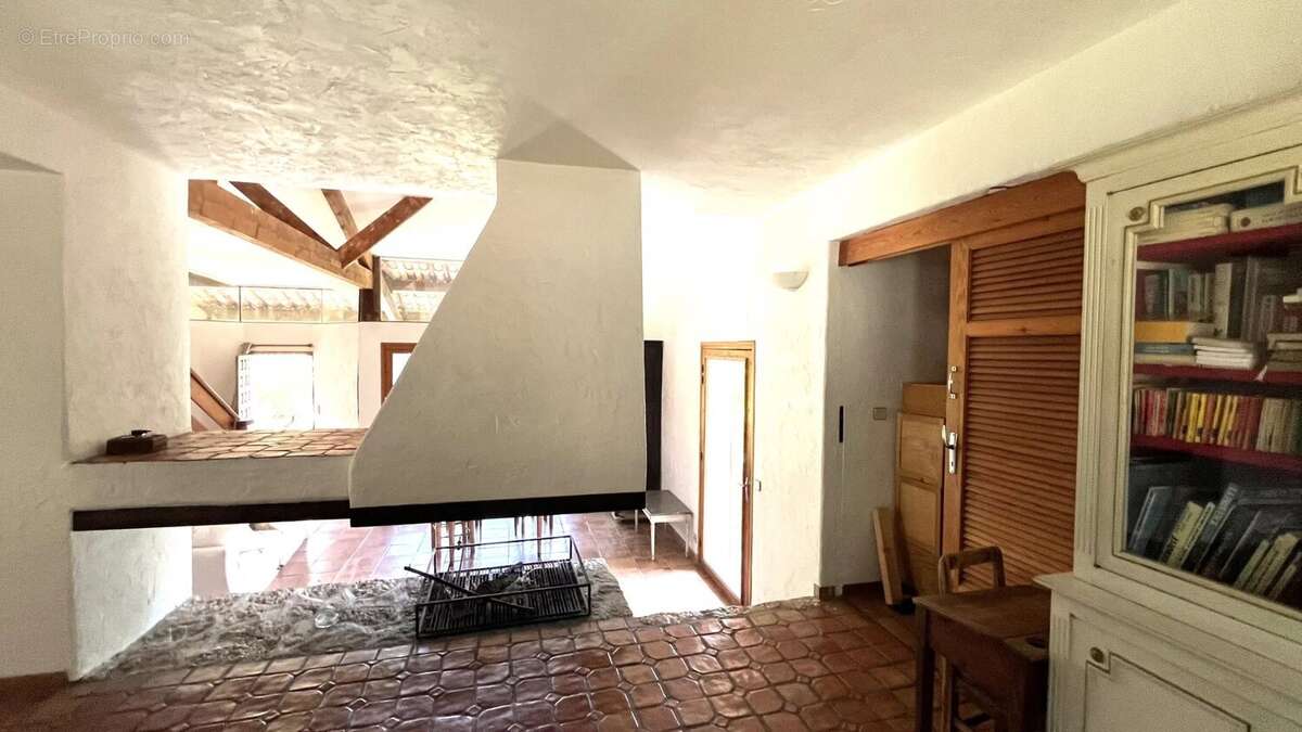 Maison à LA GAUDE