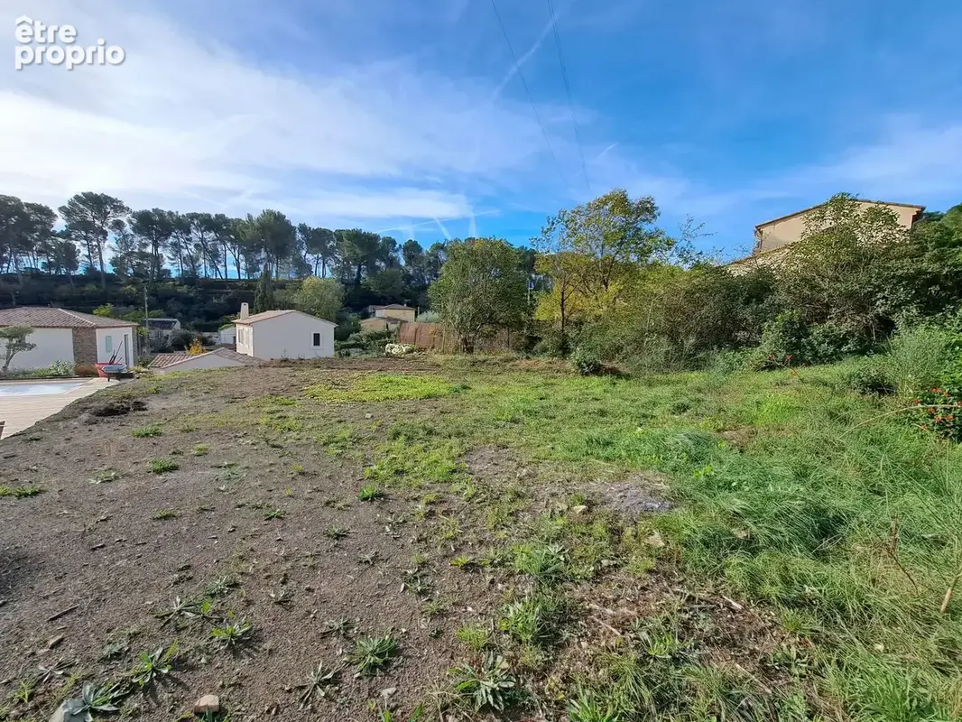 Terrain à bâtir de 1018 m² à AIX-EN-PROVENCE (13) - photo 2