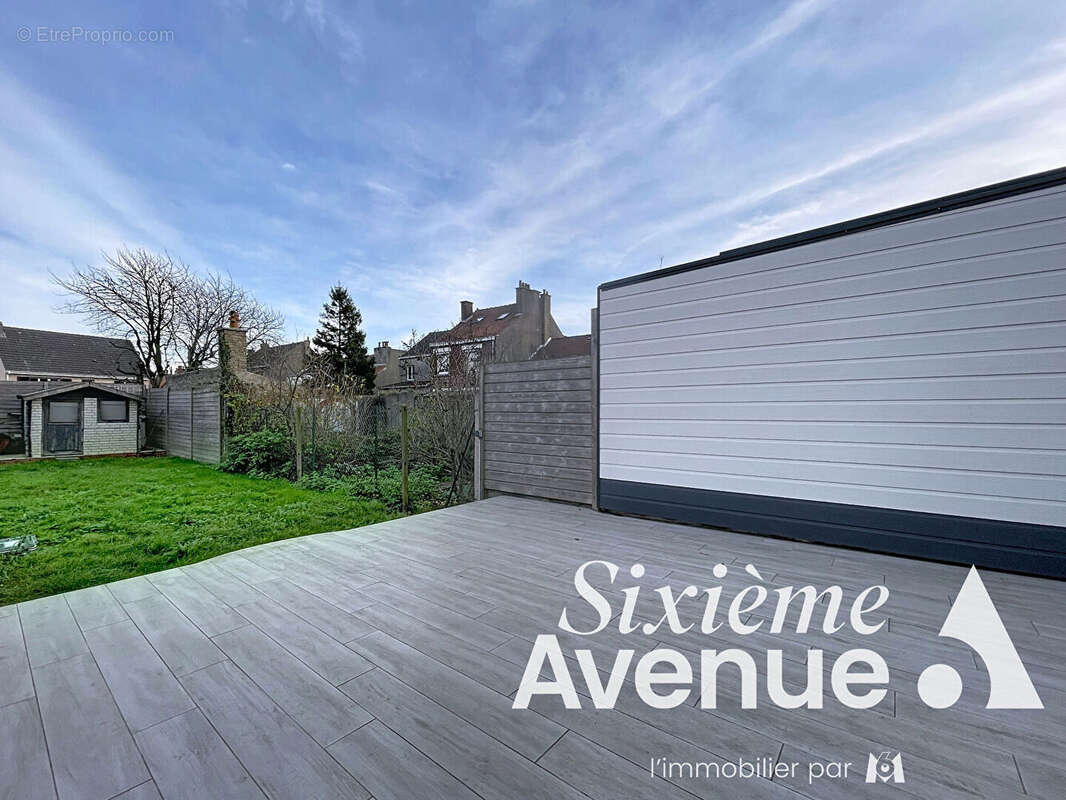 Maison à COUDEKERQUE-BRANCHE